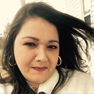 Meet your Posher, Michele